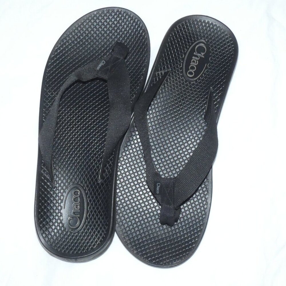 COPY - Men's Black Chaco’s Classic Flip  Size 8